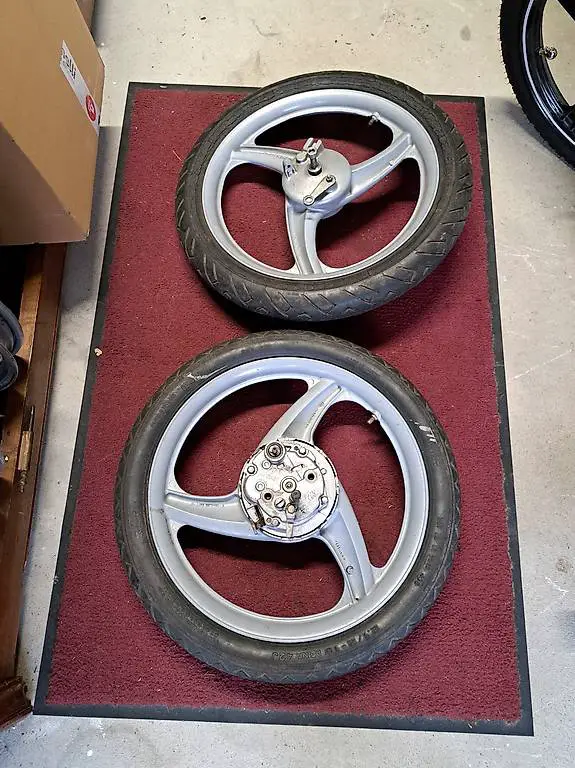 Piaggio SI/Ciao 3Sternfelgen 16"