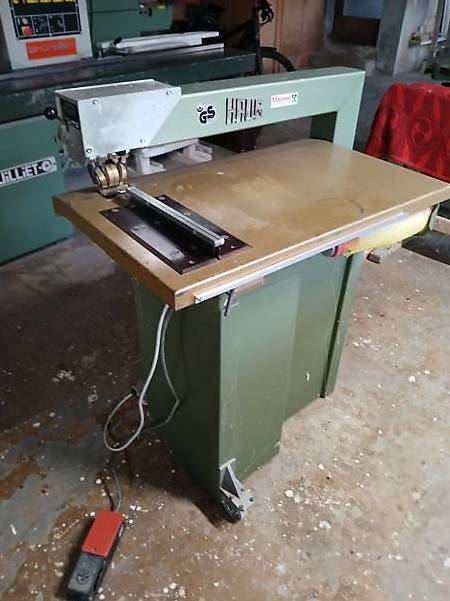 Furnierzusammensetzmaschine Haug