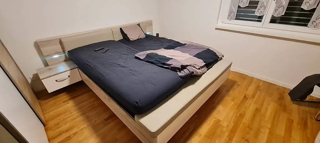 Doppelbett 180 x 200 cm