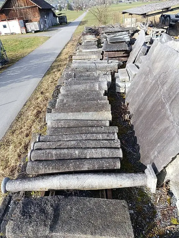 Natursteinsäulen, Brunnenstöcke, Steinpuller