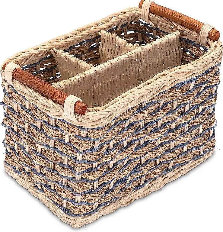 Besteckhalter aus Rattan