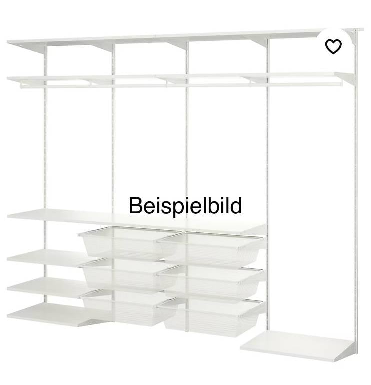 Kleiderschrank offen