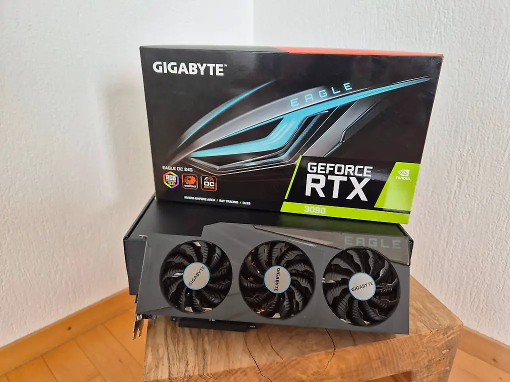 RTX 3090 Gigabyte Eagle OC NVIDIA Gaming Grafikkarte mit OVP