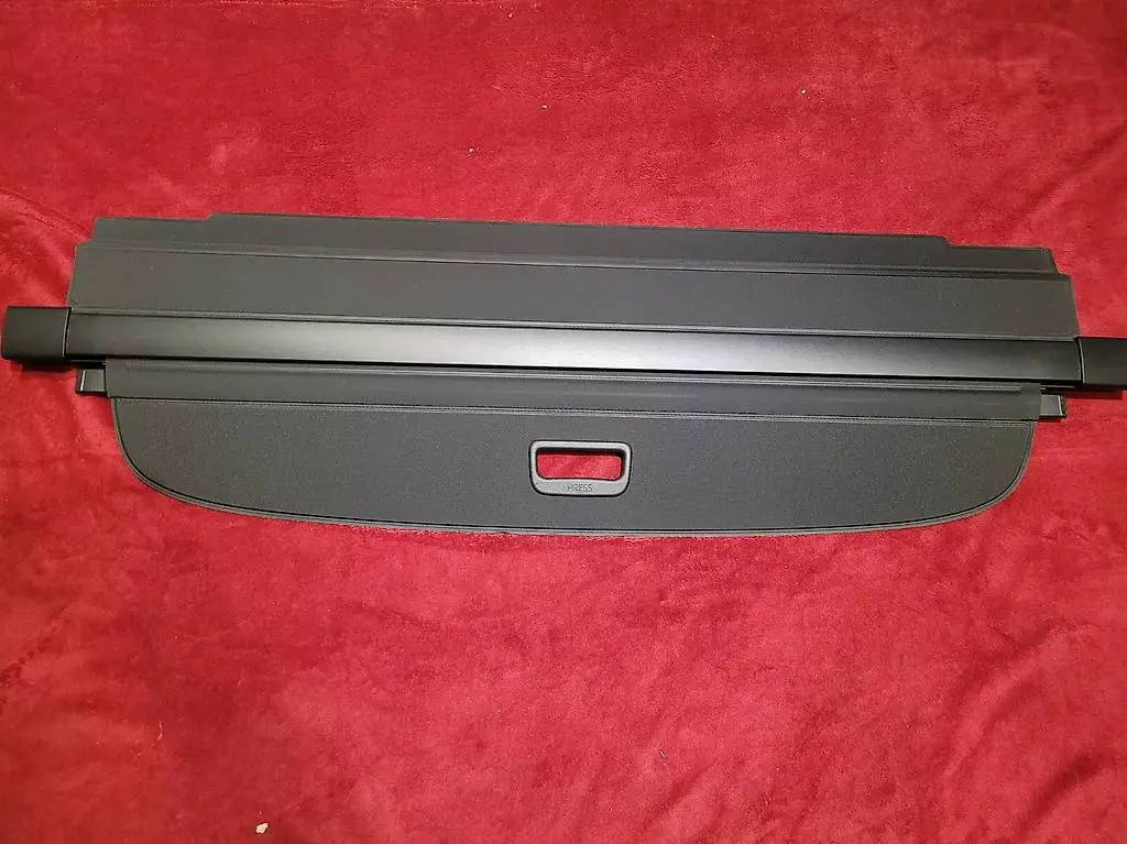 Original Laderaumabdeckung Kofferraumabdeckung Skoda SuperB