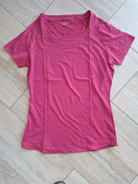 neuwertiges Icebreaker T-Shirt L Farbe pink