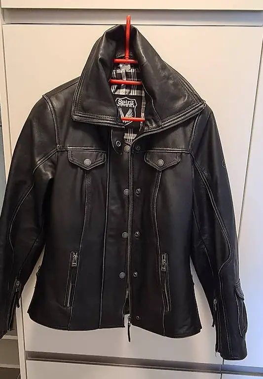Biker Lederjacke Grösse 38/40 (Damen)