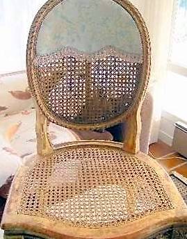 Chaise Louis XVI avec placet en soie