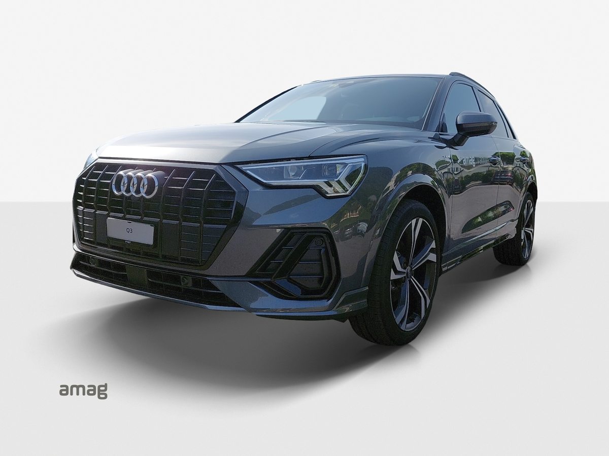 AUDI Q3 35 TFSI S line Attraction