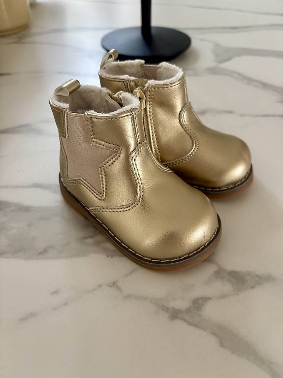 Kinderstiefel gold warm gefüttert neu