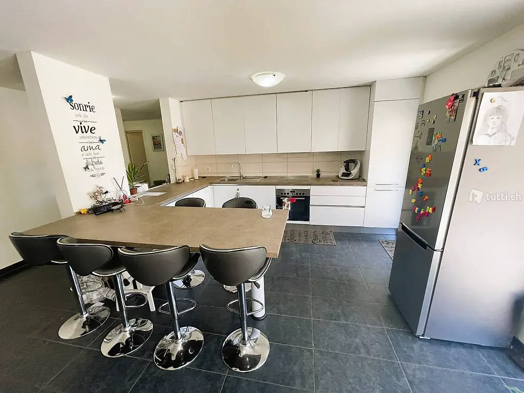  D2229: Moderno e ampio appartamento di 4,5 locali