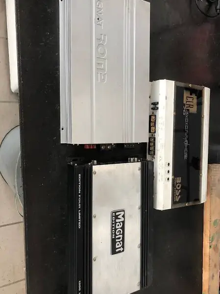 Verschiedene verstärker auf Anfrage