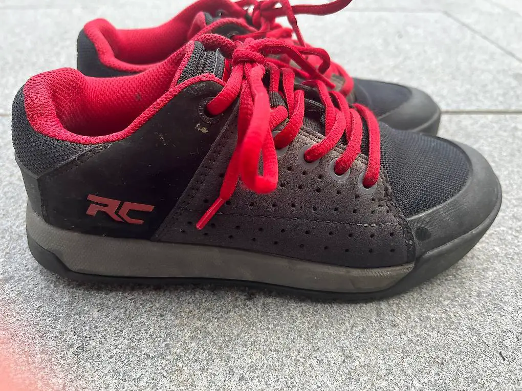 Bike Schuhe Grösse 35