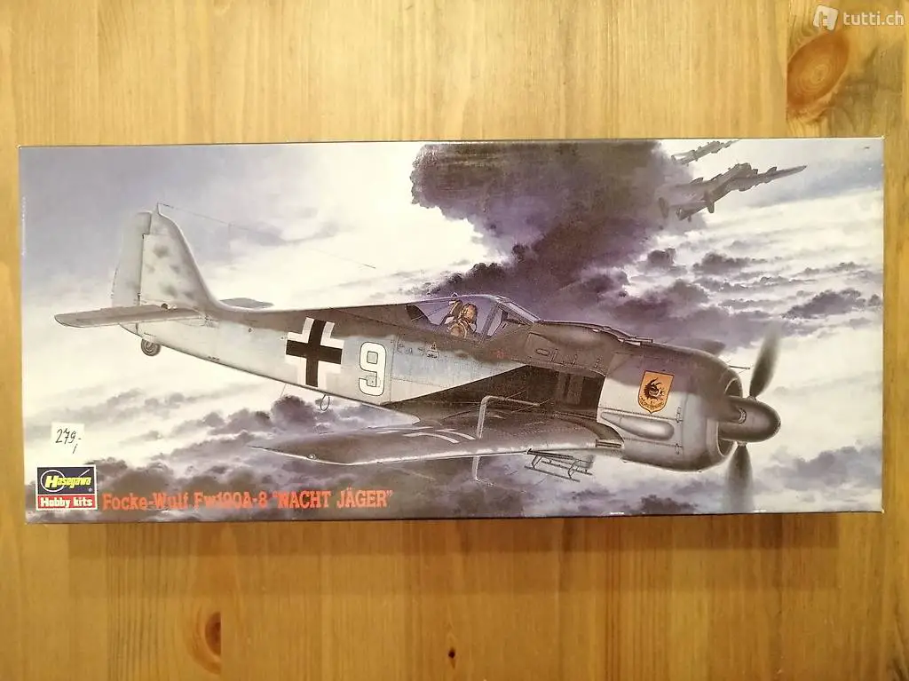 1:72 Hasegawa 51305 - Focke-Wulf Fw190A-8 "Nacht Jäger"