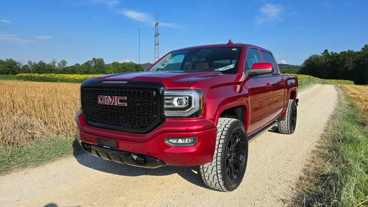 GMC Denali 1500 6.2 V8