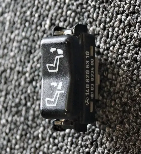 Mercedes W140 Schalter Kopfstütze hinten Nr.1408205310