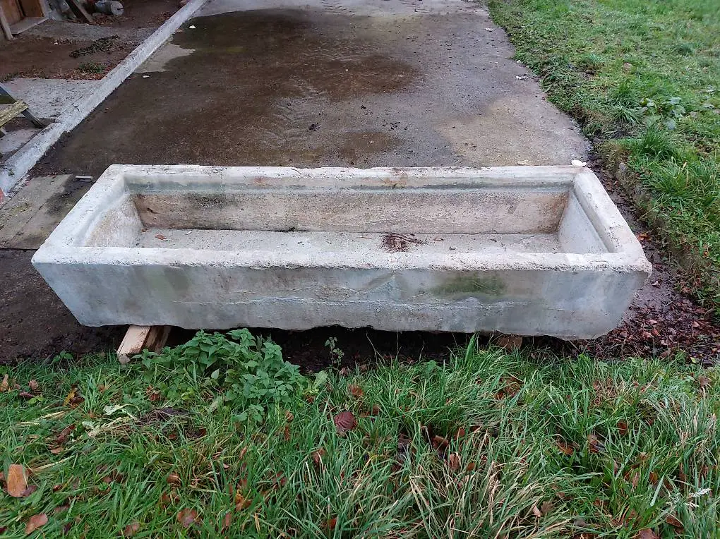 Brunnentrog, Steinbrunnen