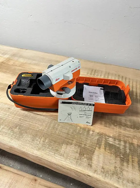 Leica Kernlevel 20 inkl. Stativ