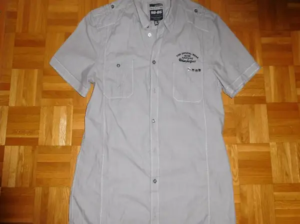 chemise manches courtes