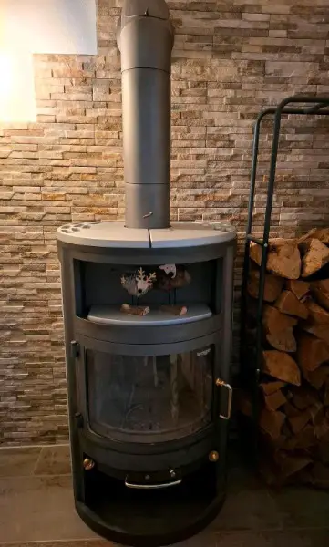 Holzofen/Kamin