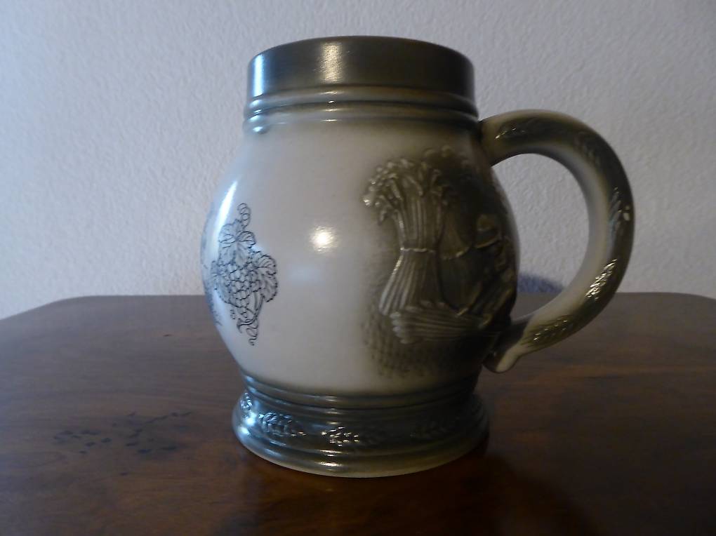 Weinkrug Keramik mit Henkel 500 ml