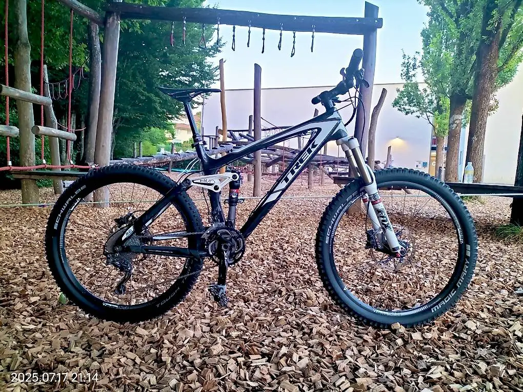 Trek Remedy 9.8 Carbon Fully top Zustand