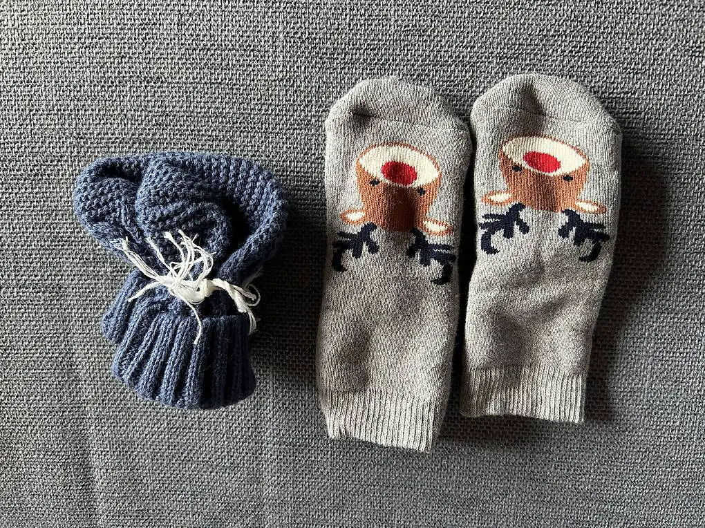 Babyfinkli und Babysocken 15-18