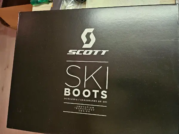 Scott Cosmos Tour Gr. 42.5 Tourenskischuh Nagelneu