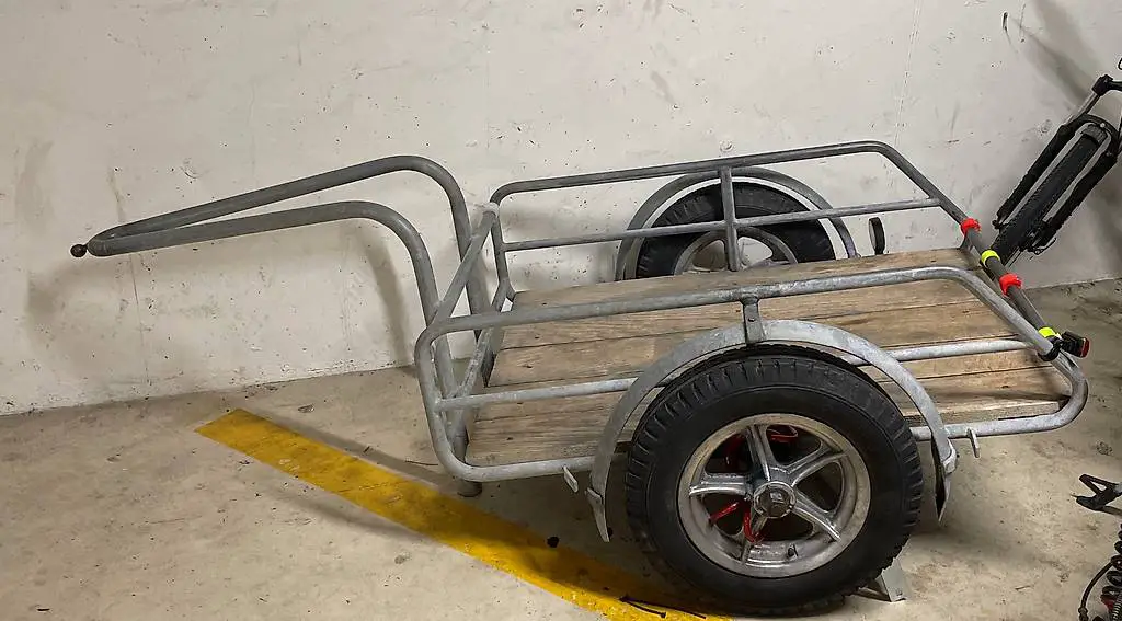 Guter Velo/Mofa anhänger zu verkaufen