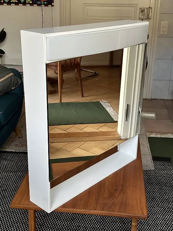 Keller Spiegelschränkchen - 60x65x15 cm