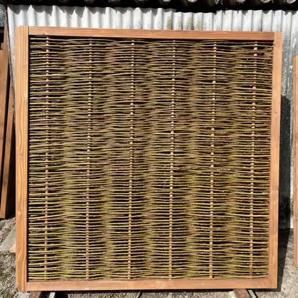 Weidenzaun mit Rahmen 180 x 180cm