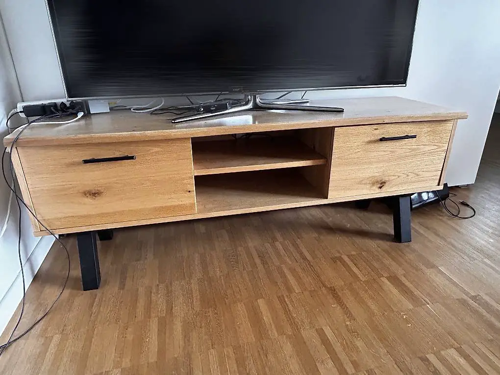 Fernseher Vitrine / Fernsehtisch