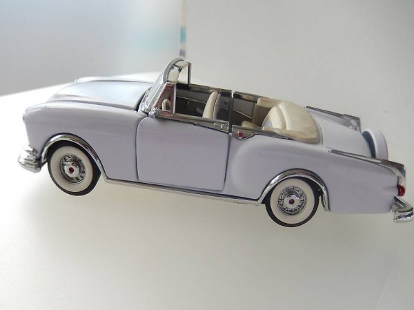 Franklin MInt 1:43 - Packard Caribbean Cabrio - WOW