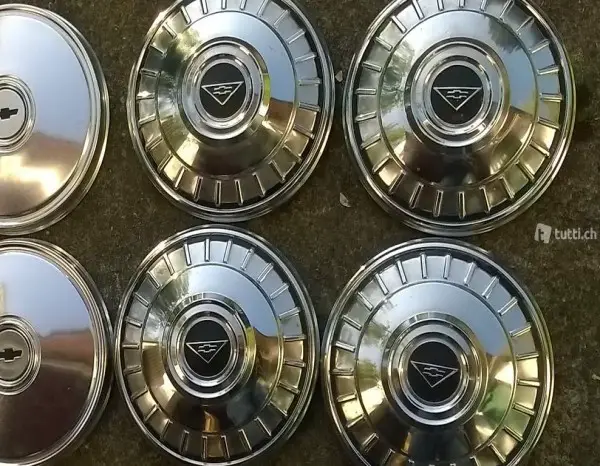 Oldtimer Chevrolet 60er-70er Jahre - Radkappen Dogdish klein