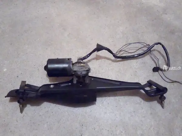 VW Käfer 1303 Wischermotor Bosch.