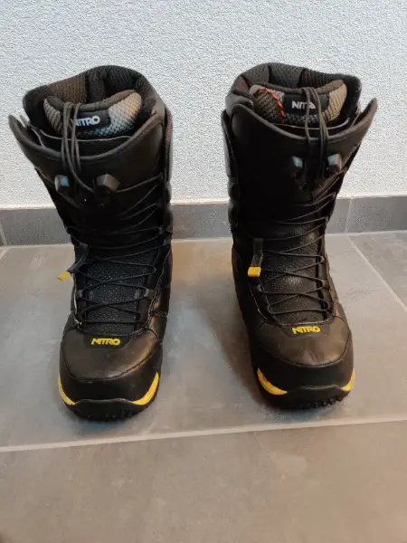 NITRO TEAM TLS snowboard boot size MP25