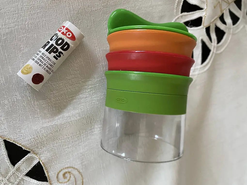 OXO Hand Spiralizer Spiralschneider