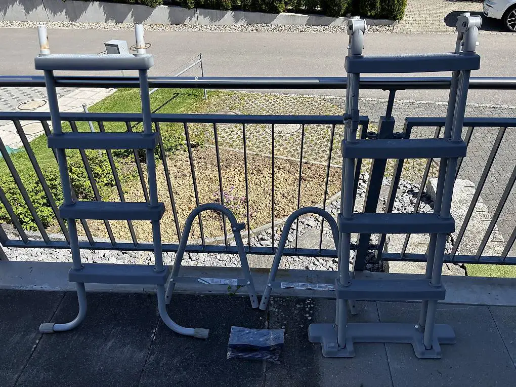 Gratis - Poolleiter 130cm