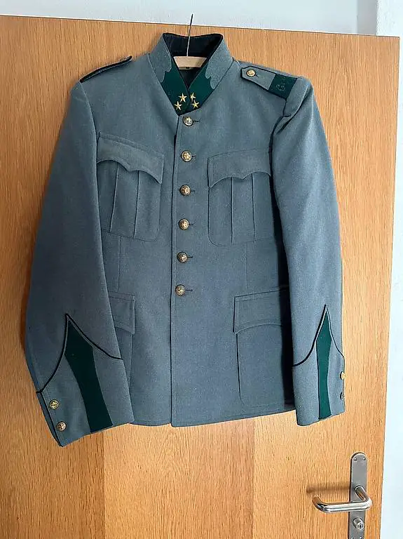 Schweizer Armee Offizier Uniform Komplett