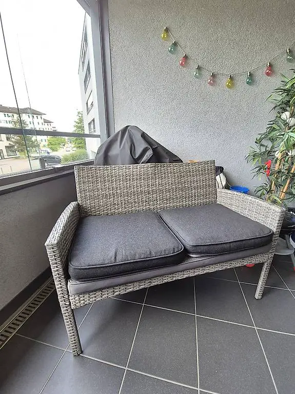 Bank aus Rattan