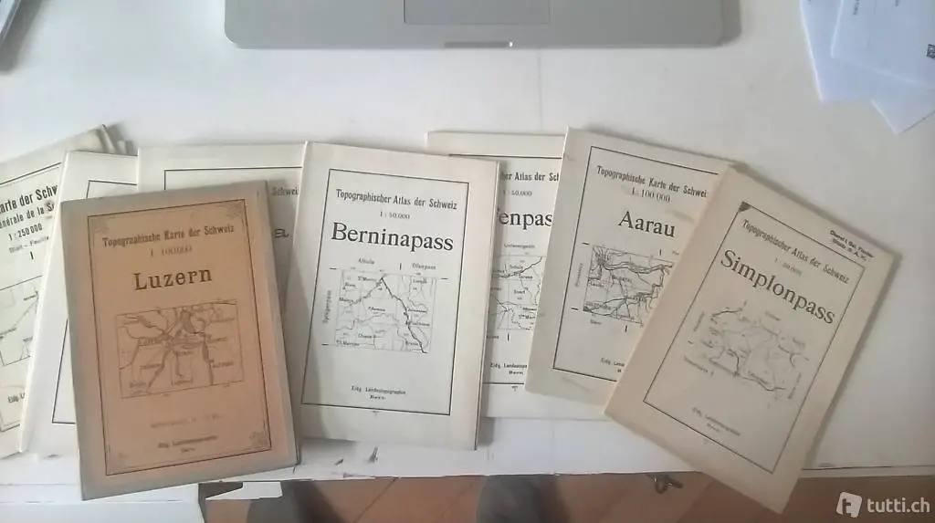 Topographischer Atlas - diverse Kartenblätter