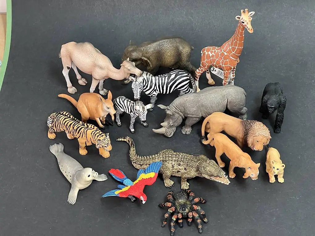 15 neue Schleich Tiere Zoo Wildlife