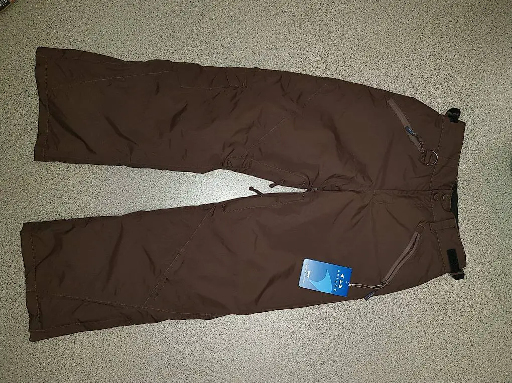Skihose Gr. 140 neu mit Etiketten