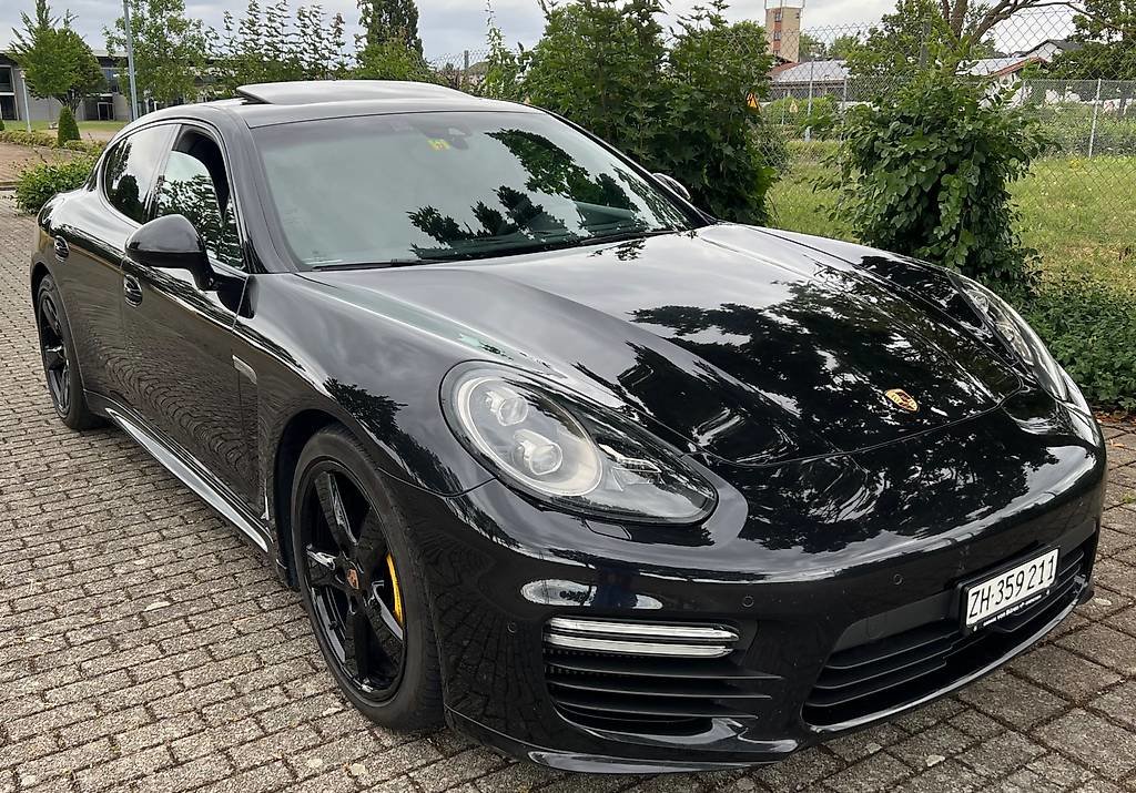 porsche panamera 4.8 v8 turbo s pdk
