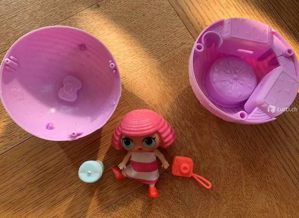 LOL Surprise Überraschung Puppe rosa weiss mit Zubehör