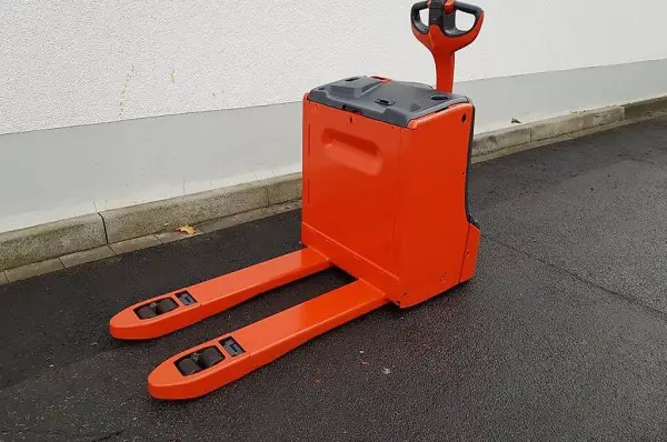  Linde T20/6847/Niederhubwagen/Elektro/Stapler