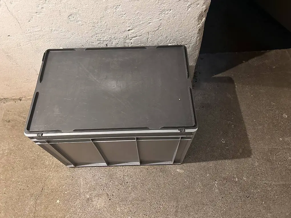 Stapelnehälter RAKO geschlossen