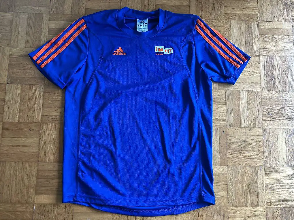 Sportshirts Damen Gr. 34 - 38