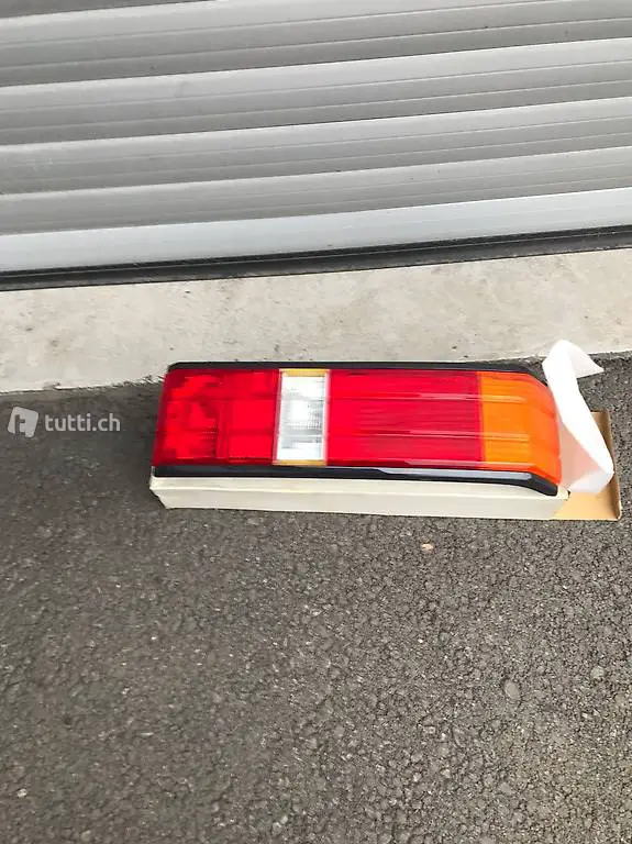  Heckleuchte links Mazda 323 BD 81-82 (neu)