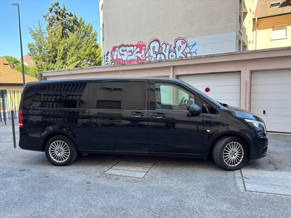 MERCEDES-BENZ Vito 119 CDI Extralang Select Tourer 4M 9G-Tronic