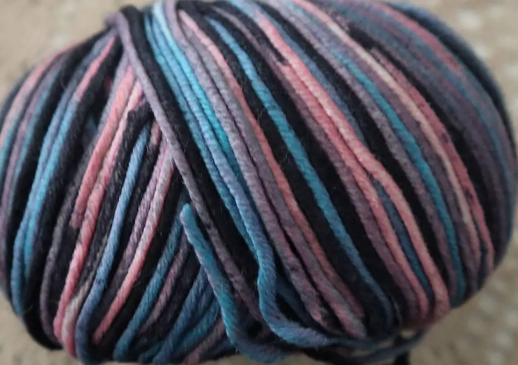 1 kg 100% reine Schurwolle, NEU zu verkaufen